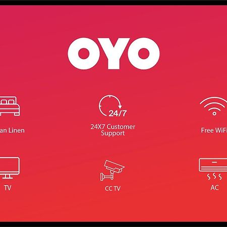 Oyo 40431 Hotel Amar Prem ลัคเนา ภายนอก รูปภาพ