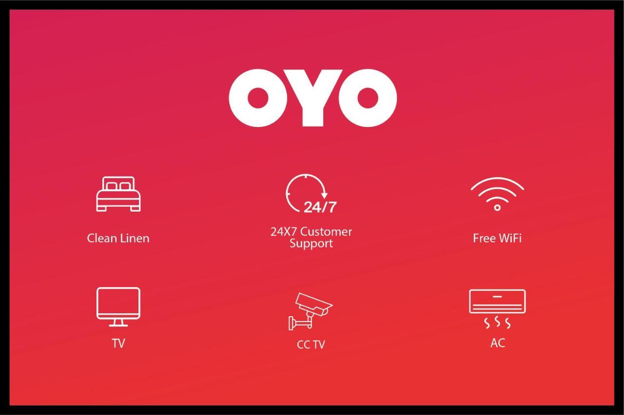 Oyo 40431 Hotel Amar Prem ลัคเนา ภายนอก รูปภาพ